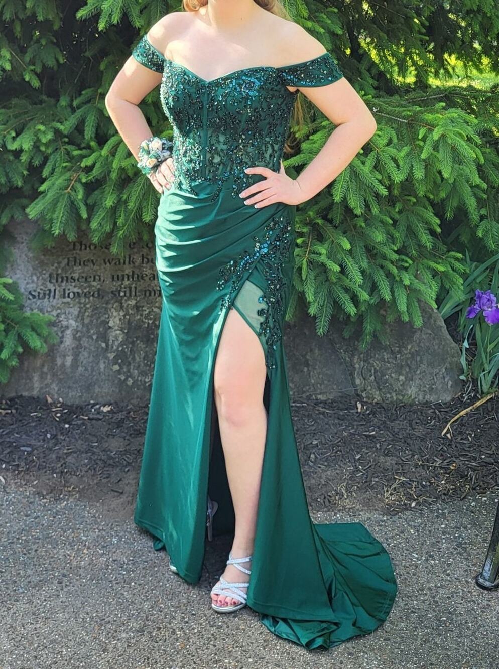 Jules + Cleo Emerald Green Off Shoulder Slit Long Formal Dress Size 6 Sequins